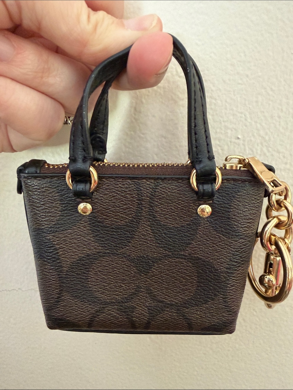 Coach Mini Gallery Bag Charm In Signature Canvas - Brown - Picture 2 of 4